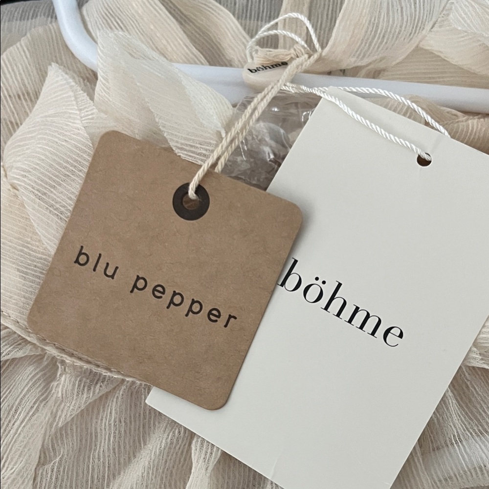 BLU Pepper Women’s Cream Blouse Size Large New With Tags - Picture 8 of 11